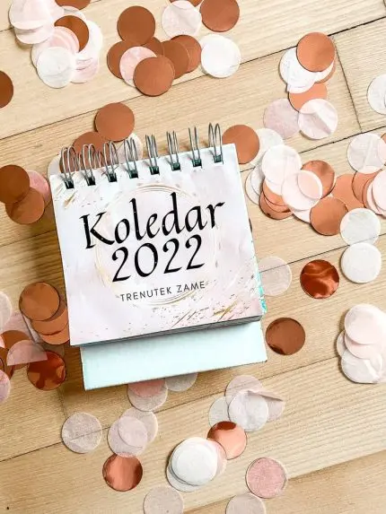 Koledarček za dvig ženske energije