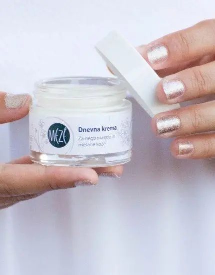 Dnevna krema za nego mastne in mešane kože - 30ml