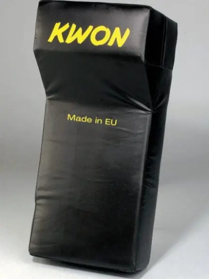 Oblazinjen ščit MUAY THAI